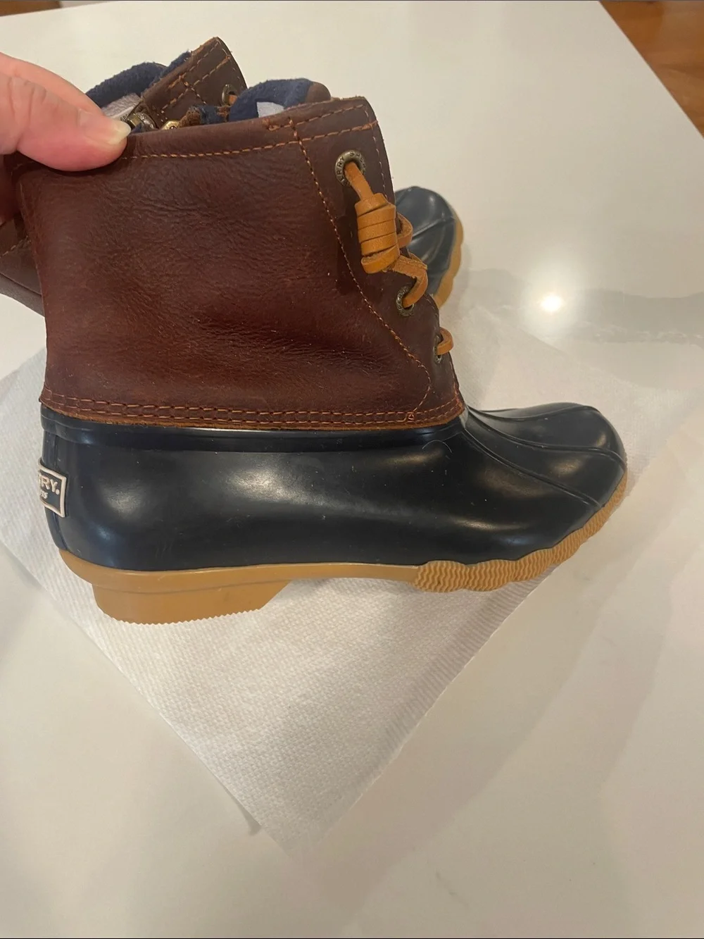 Sperry women’s duck